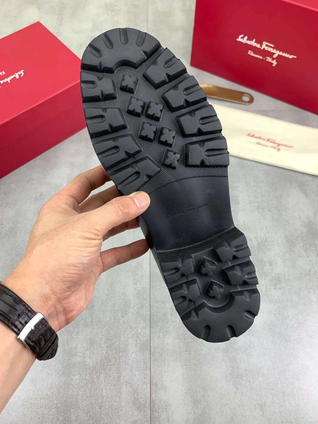 Men's men's shoes 💰P542 new high quality [Ferragamo/Ferragamo] latest model original imported calfskin, imported cowhide lining + original luxury metal buckle + original combination outsole Comparison without pressure Code number: 38-44 (45 customized)